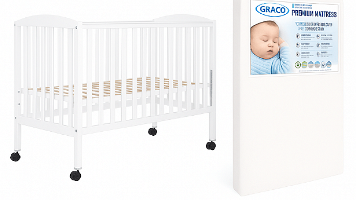 Dream On Me Full Size Crib with Foam Mattress and Sheet